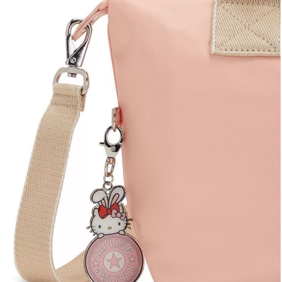Kippling x Hello Kitty with Kipling's Kala handbag - Picture 3 of 6